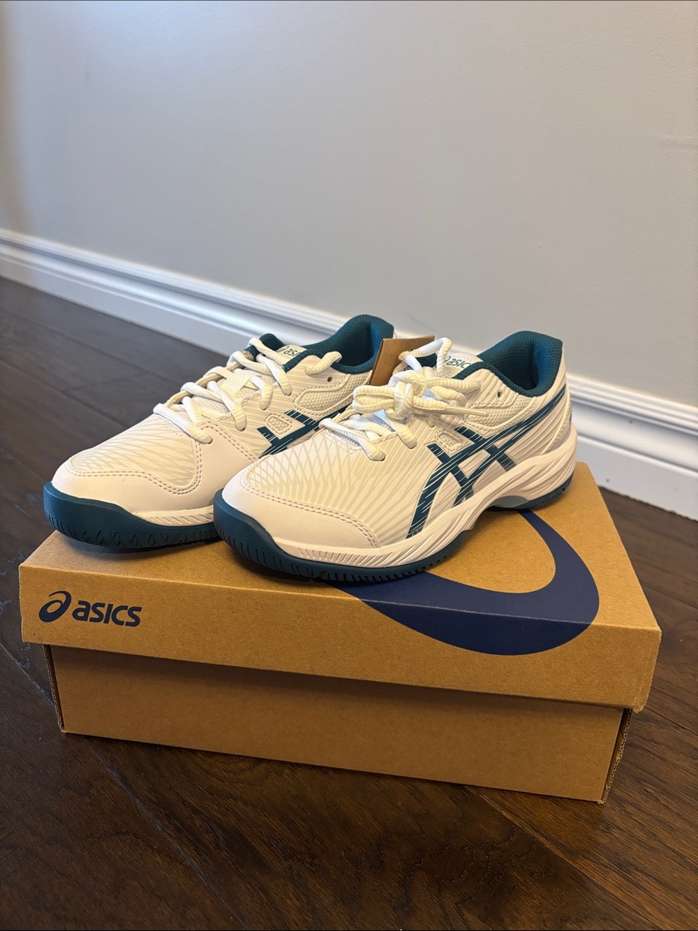 Asics Kids White and Teal Tennis Shoes
